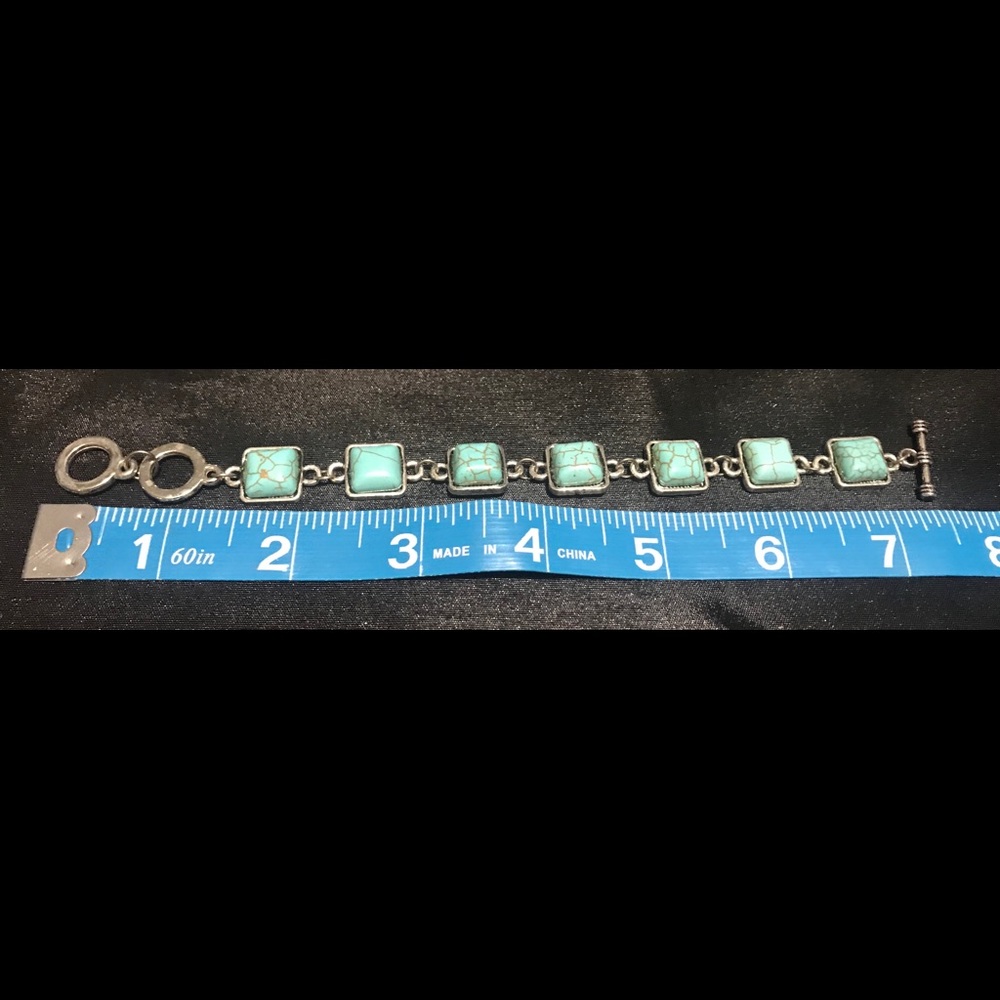 Turquoise fashion jewelry bracelet